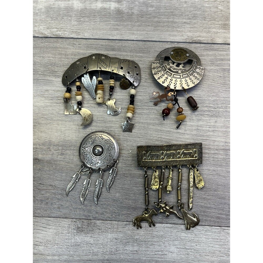 Southwestern Charms Brooch Pin Vintage Lot 4 Wolf Cactus Feather